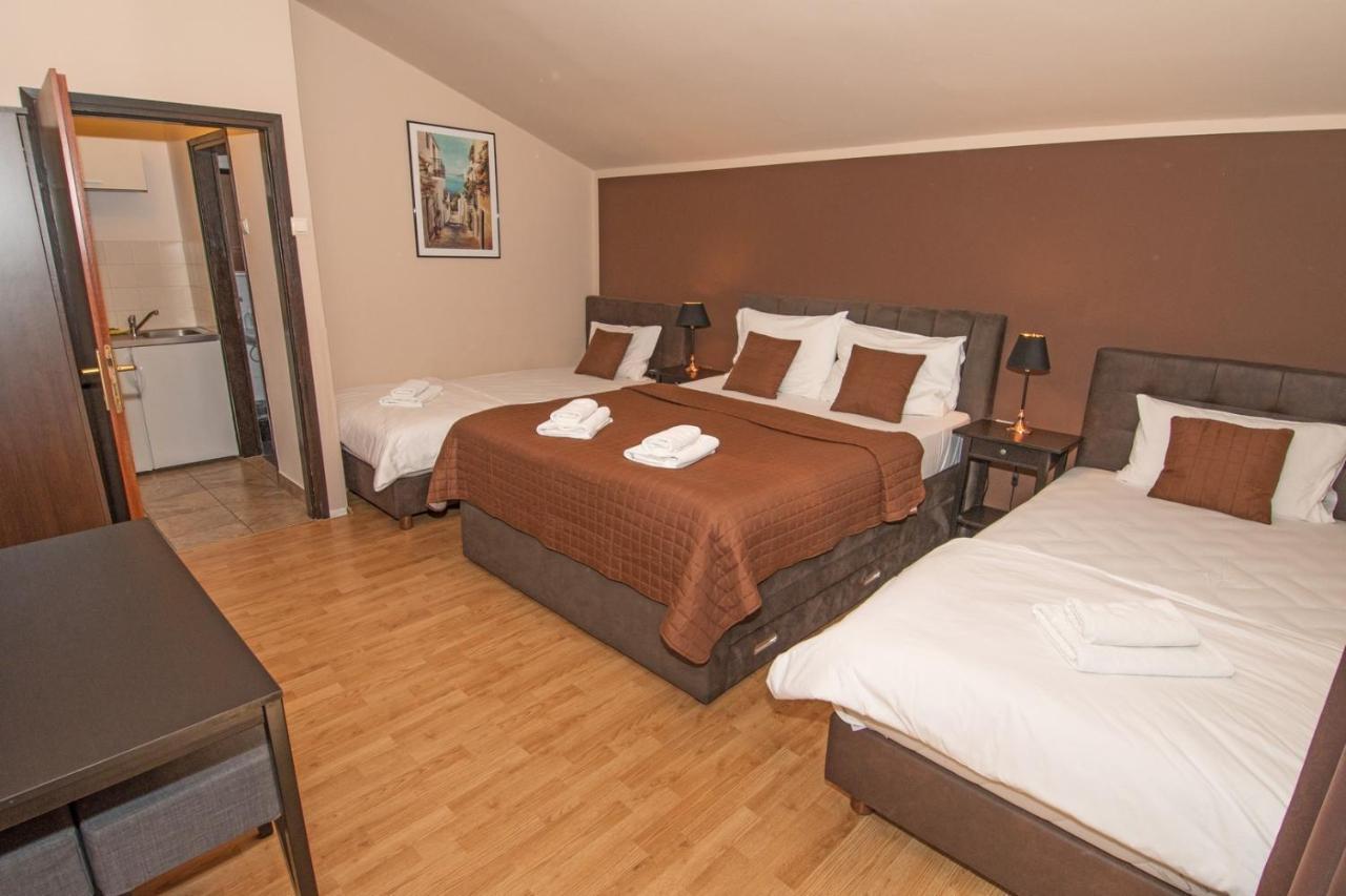 Bed and Breakfast Breakfast & Bed Anita Medulin Exteriér fotografie